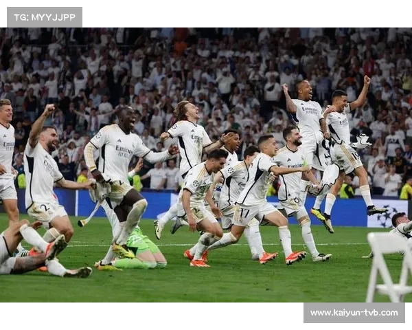 皇家马德里状态火热击败巴萨称雄德比欧冠小组稳居榜首