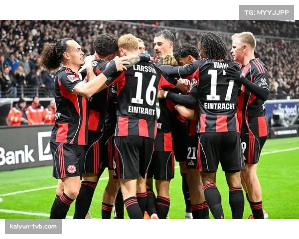 法兰克福vs沃尔夫斯堡：格策、堂安律确认首发